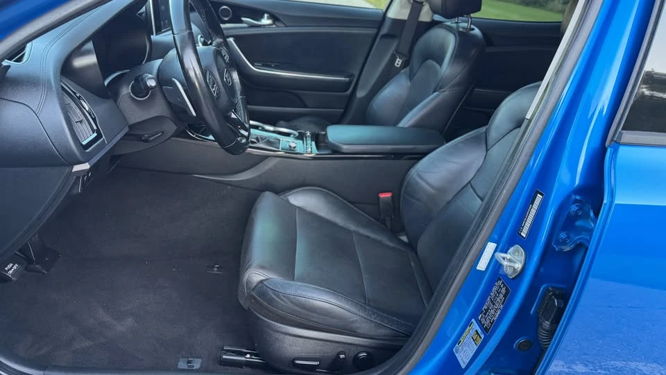 2018 Kia Stinger - Image 9 of 20