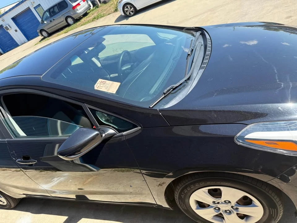 2018 Kia Forte - Image 2 of 10