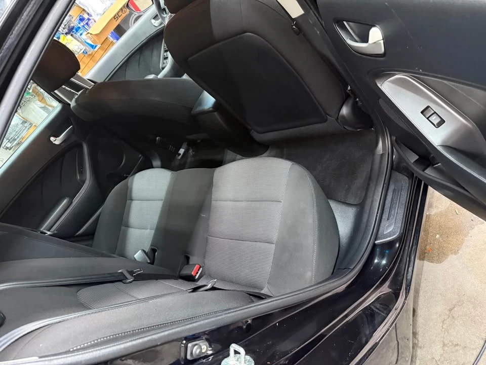 2018 Kia Forte - Image 10 of 10