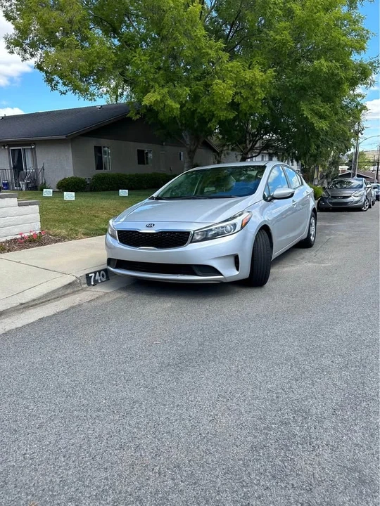 2018 Kia Forte - Image 3 of 11