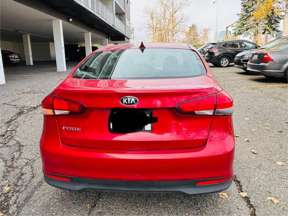 2018 Kia Forte - Image 5 of 9