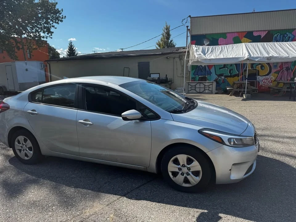 2018 Kia Forte - Image 2 of 9