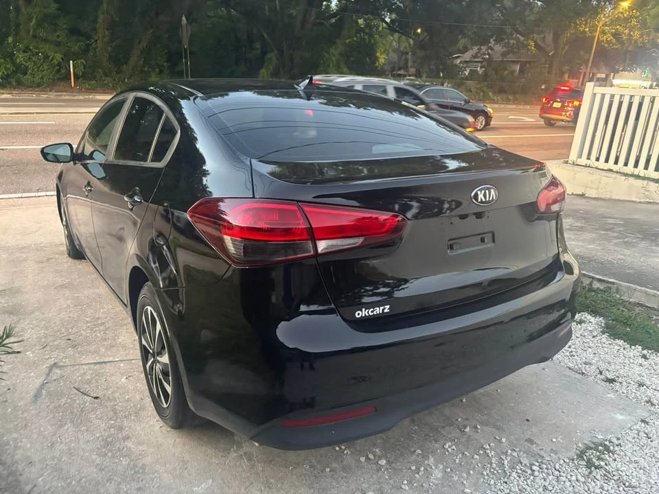 2018 Kia Forte - Image 5 of 14