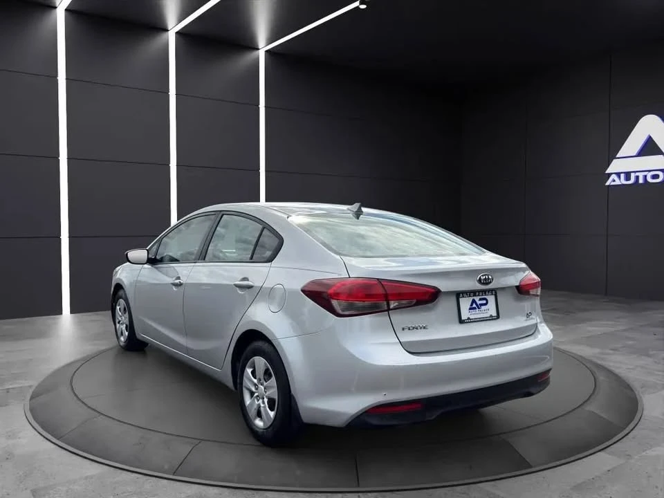 2018 Kia Forte - Image 3 of 14