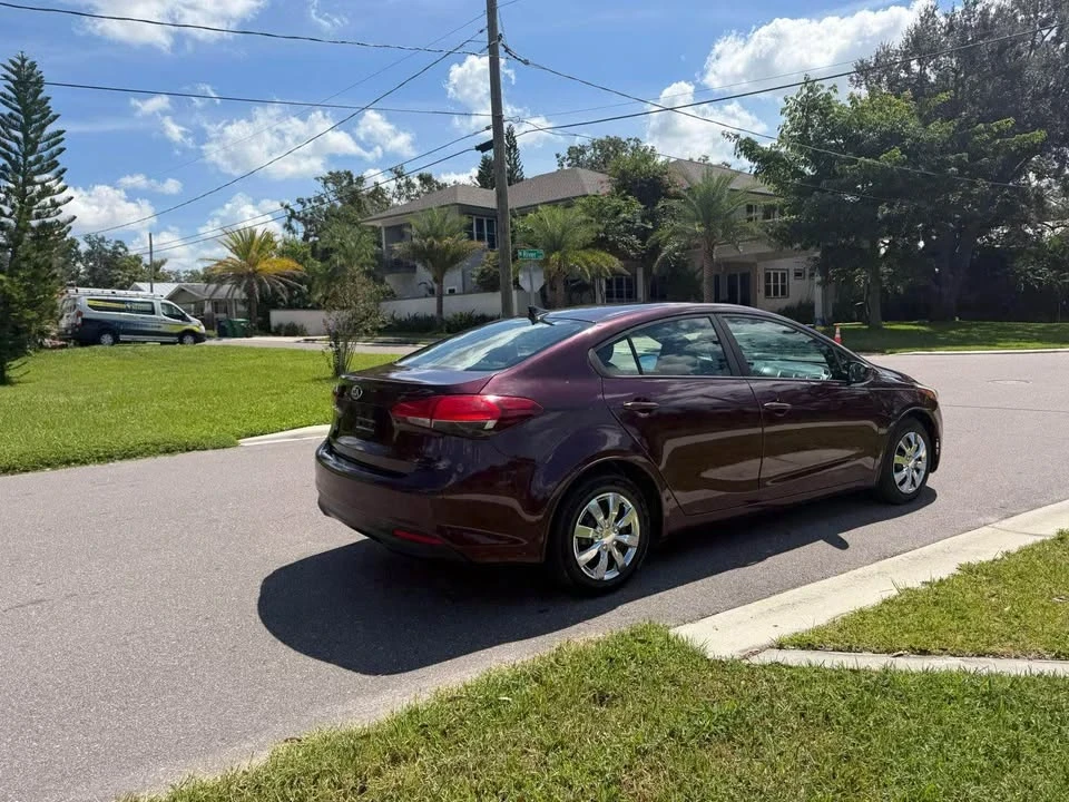 2018 Kia Forte - Image 3 of 13