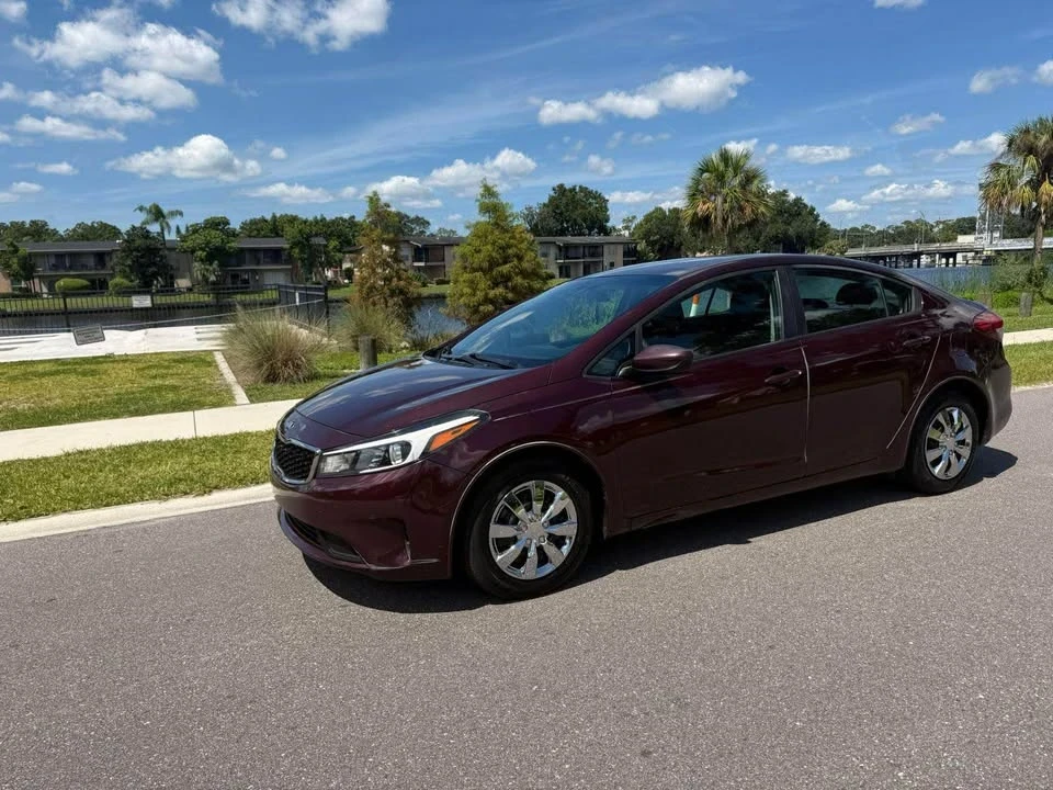 2018 Kia Forte - Image 7 of 14