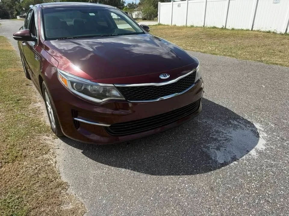 2018 Kia Forte - Image 2 of 16