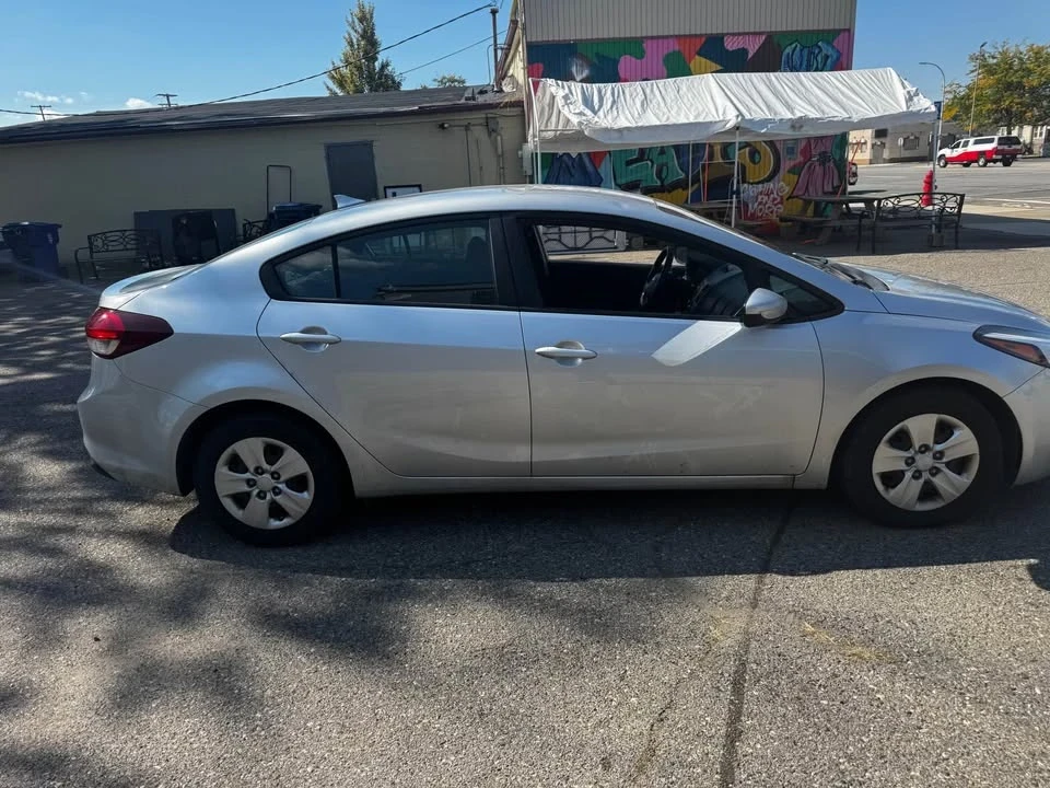 2018 Kia Forte - Image 3 of 9