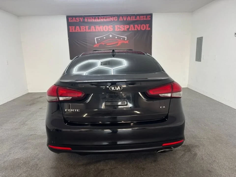 2018 Kia Forte - Image 6 of 18