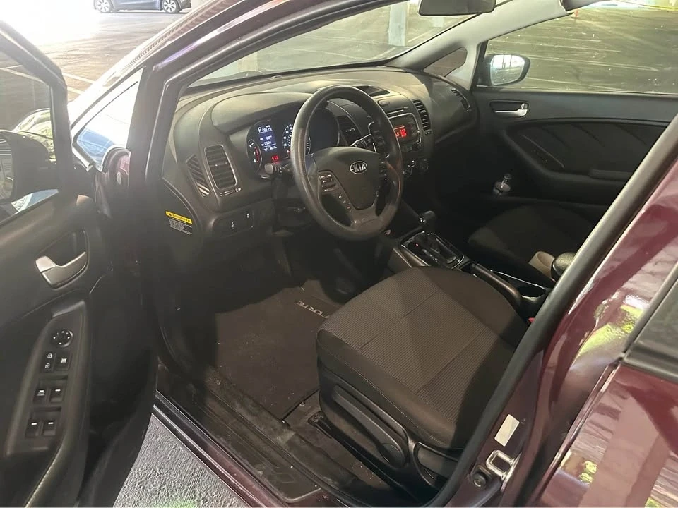 2018 Kia Forte - Image 8 of 8