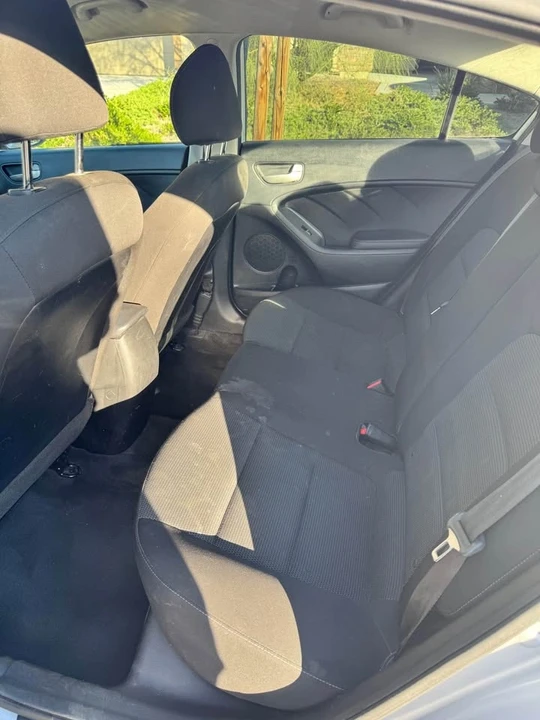 2018 Kia Forte - Image 8 of 11