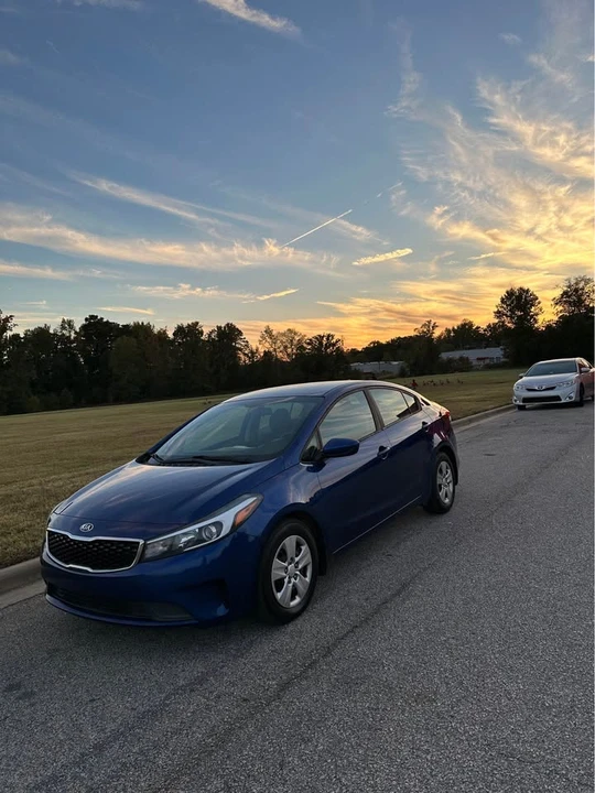 2018 Kia Forte - Image 3 of 17