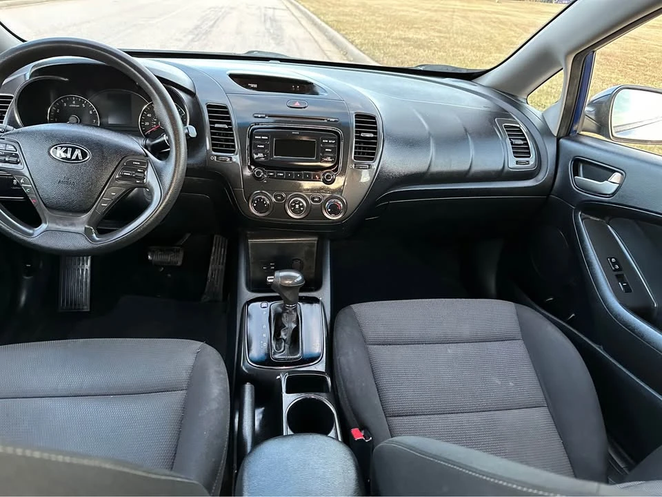 2018 Kia Forte - Image 14 of 17