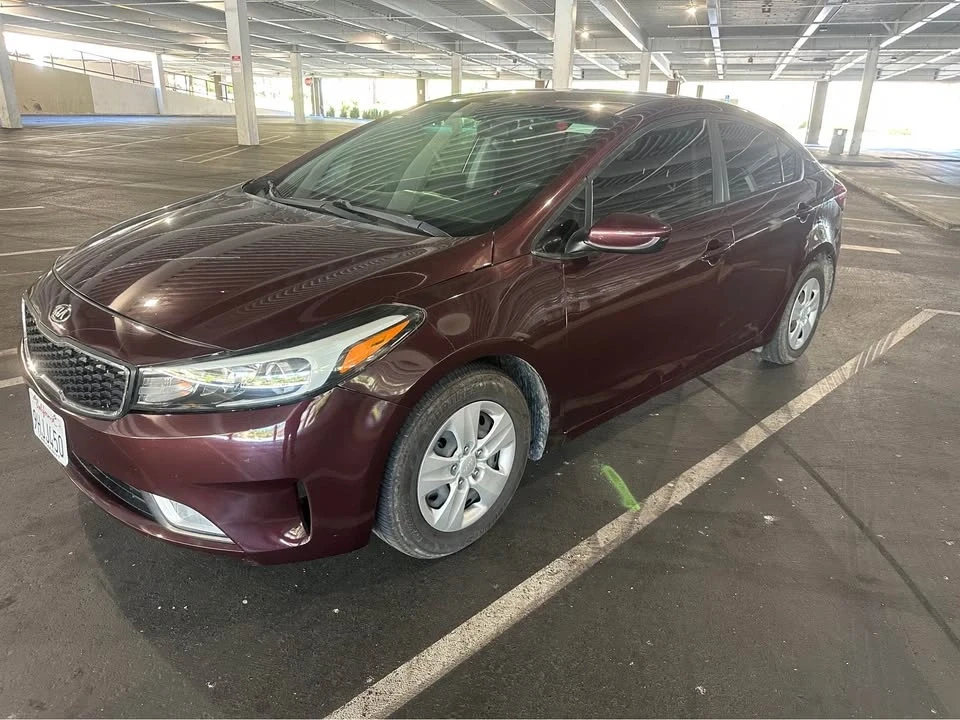 2018 Kia Forte - Image 3 of 8