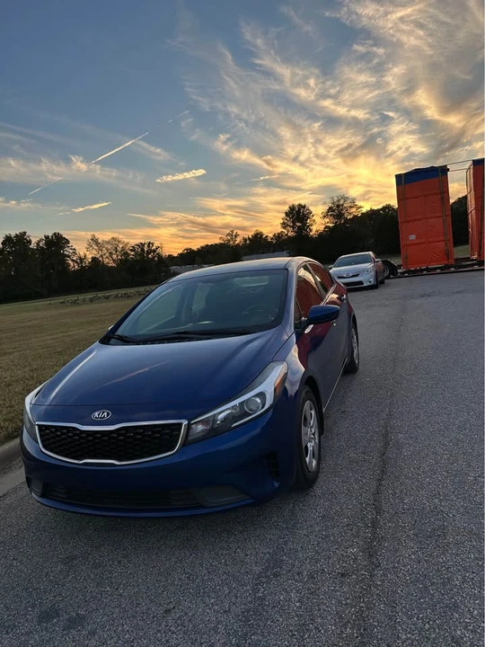 2018 Kia Forte - Image 10 of 17