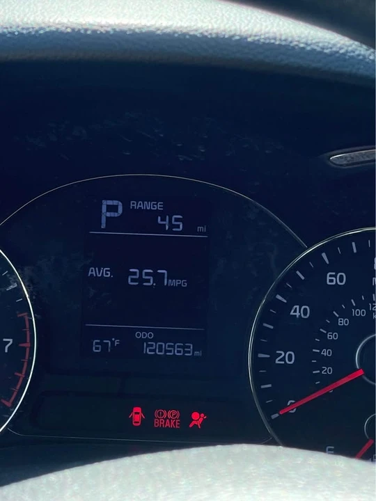 2018 Kia Forte - Image 2 of 4