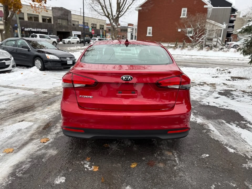 2018 Kia Forte - Image 6 of 11