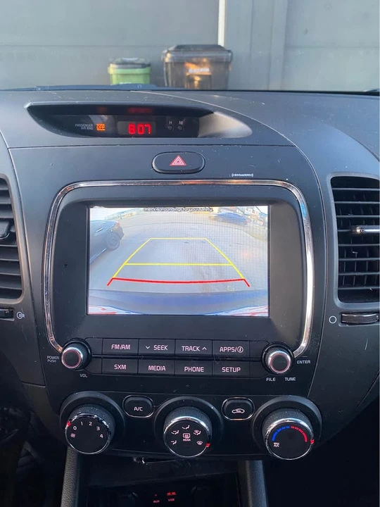 2018 Kia Forte - Image 9 of 12