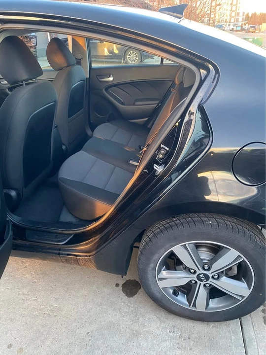2018 Kia Forte - Image 5 of 12