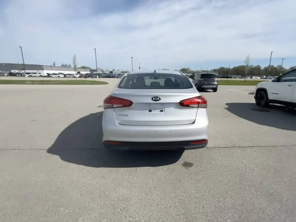 2018 Kia Forte - Image 2 of 5