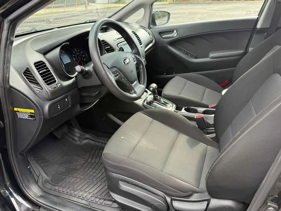 2018 Kia Forte - Image 13 of 14