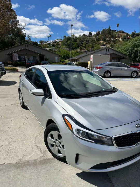 2018 Kia Forte - Image 9 of 10