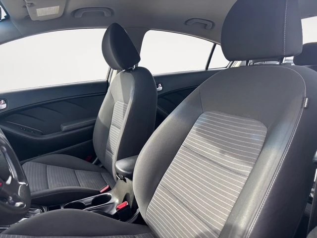 2018 Kia Forte - Image 9 of 20