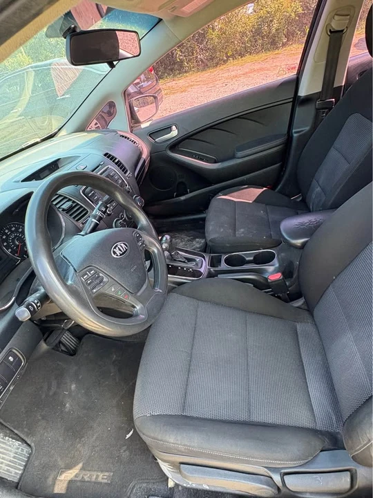 2018 Kia Forte - Image 5 of 6