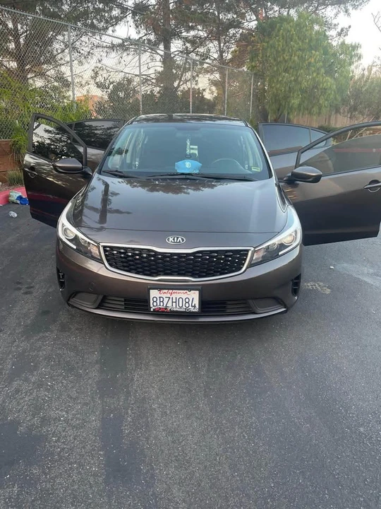 2018 Kia Forte - Image 2 of 6