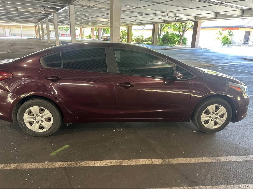 2018 Kia Forte - Image 4 of 8