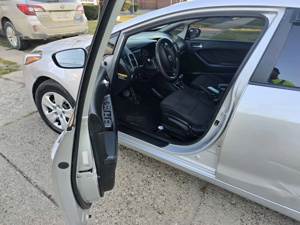 2018 Kia Forte - Image 7 of 11