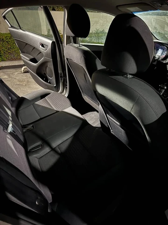 2018 Kia Forte - Image 10 of 12