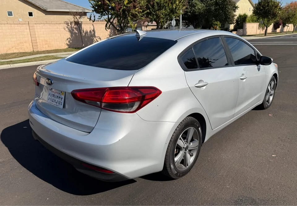 2018 Kia Forte - Image 4 of 11