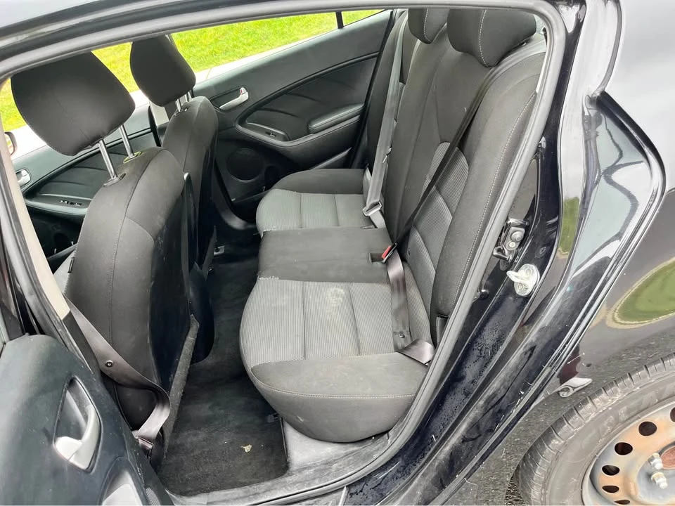 2018 Kia Forte - Image 2 of 3