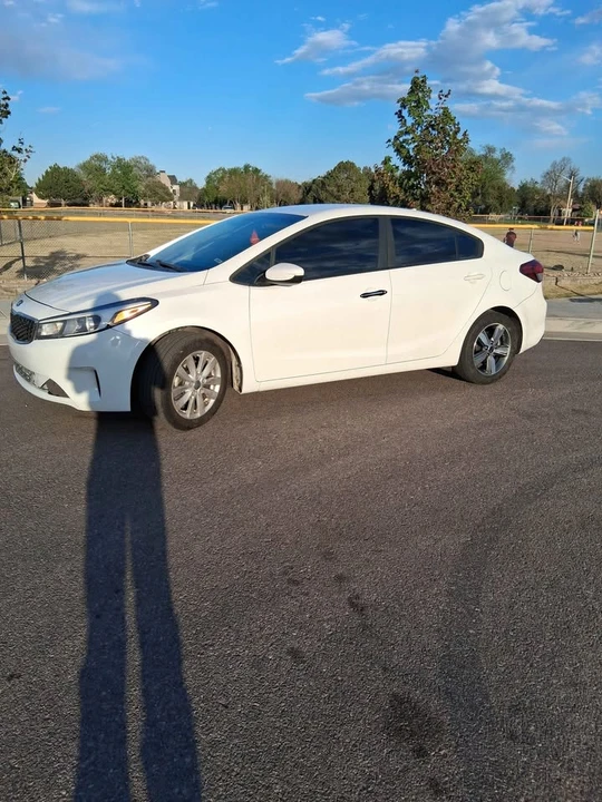 2018 Kia Forte - Image 2 of 8