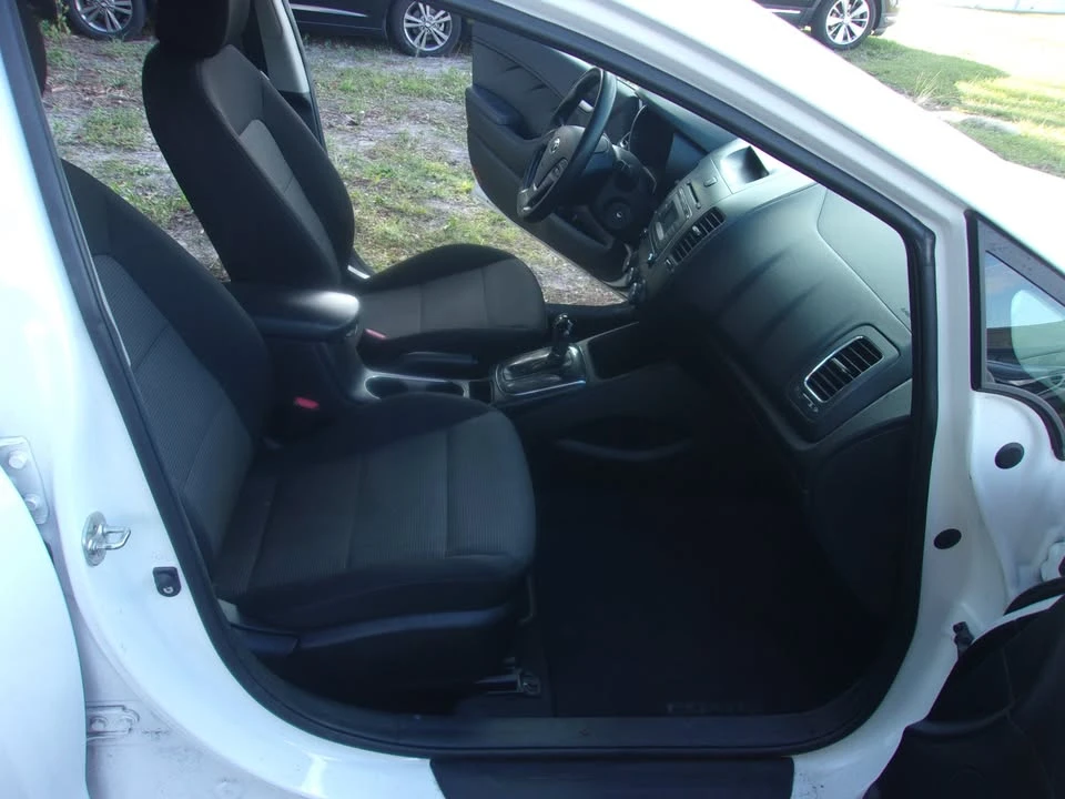 2018 Kia Forte - Image 11 of 20