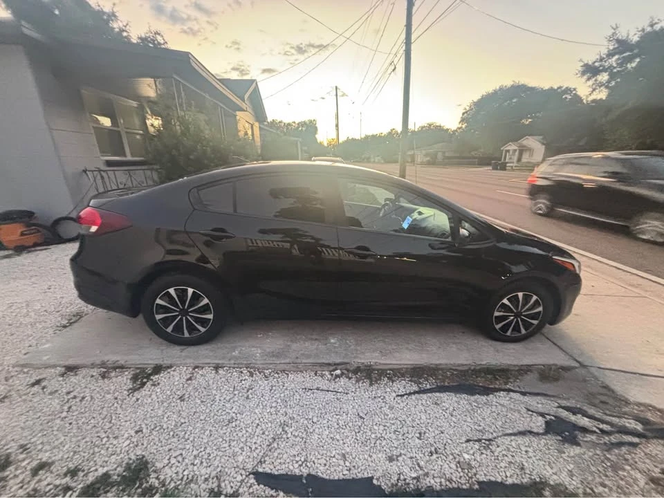 2018 Kia Forte - Image 13 of 20