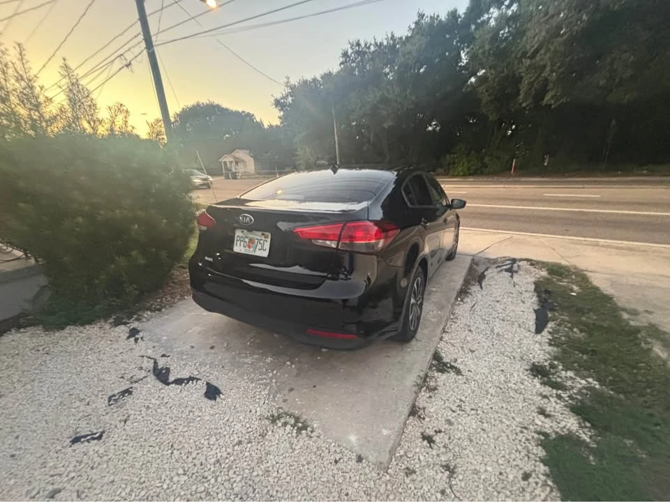 2018 Kia Forte - Image 12 of 20