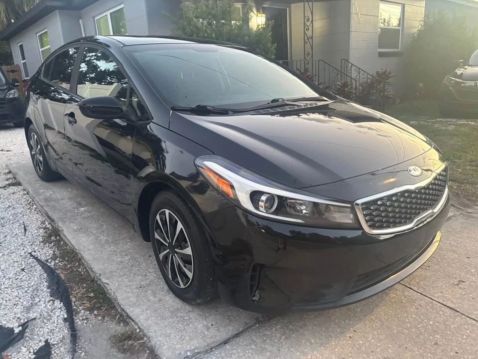 2018 Kia Forte - Image 2 of 20