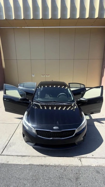 2018 Kia Forte - Image 8 of 19