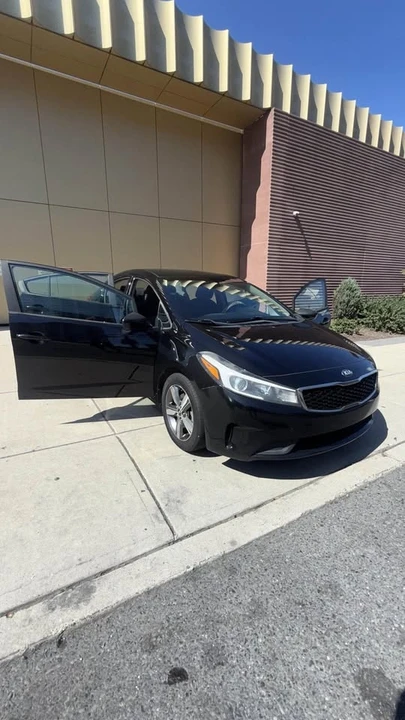 2018 Kia Forte - Image 10 of 19