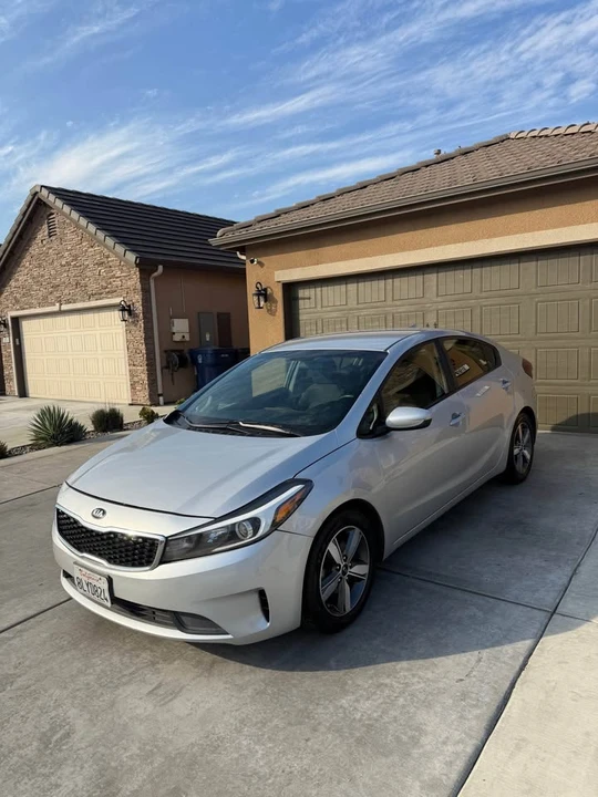 2018 Kia Forte - Image 2 of 12