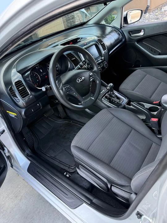 2018 Kia Forte - Image 8 of 9