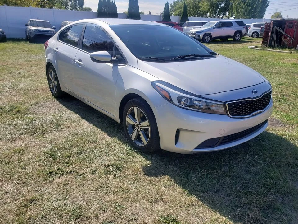 2018 Kia Forte - Image 2 of 18