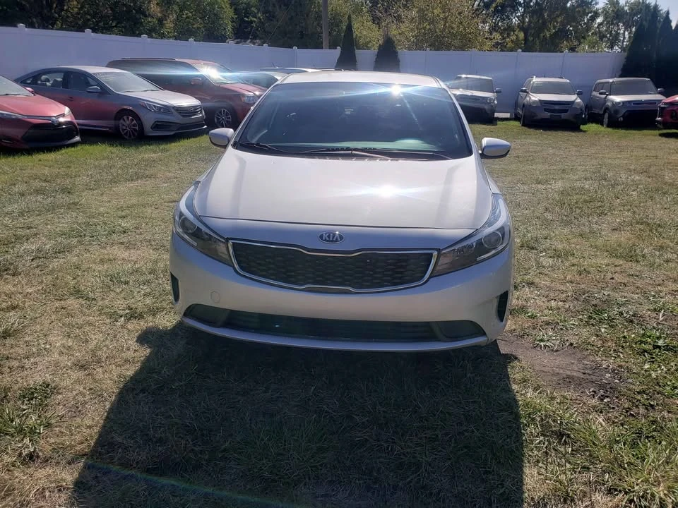 2018 Kia Forte - Image 14 of 18