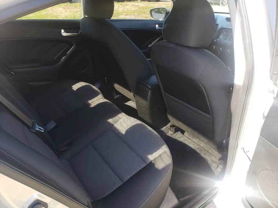 2018 Kia Forte - Image 4 of 18
