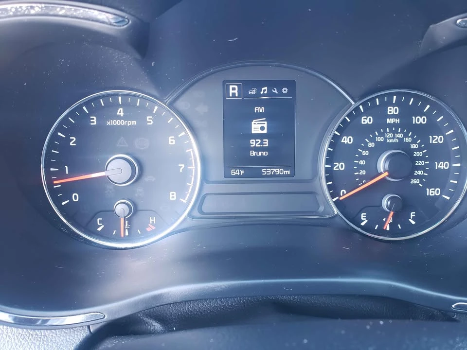 2018 Kia Forte - Image 11 of 18