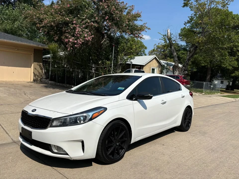 2018 Kia Forte - Image 3 of 13