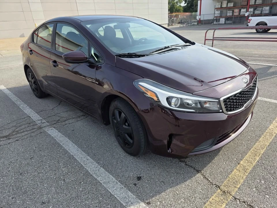 2018 Kia Forte - Image 2 of 8