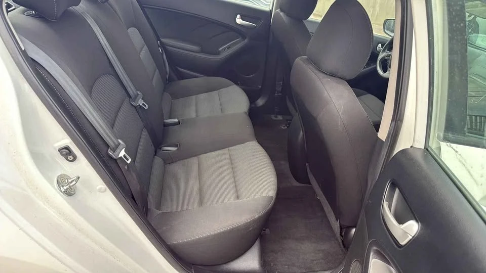 2018 Kia Forte - Image 12 of 13